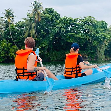 Aki Luna Lagoon Resort Hikkaduwa Kültér fotó