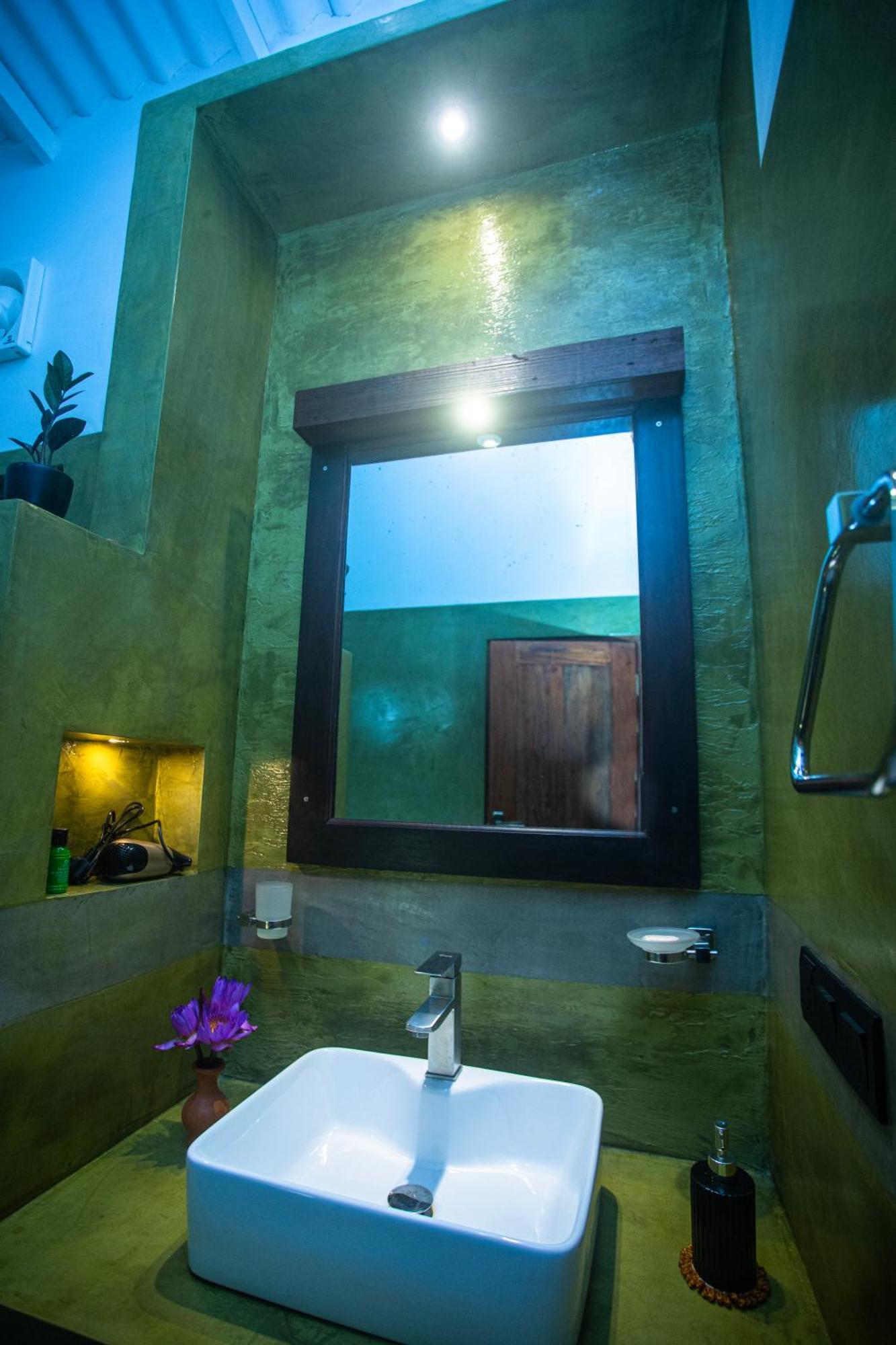 Aki Luna Lagoon Resort Hikkaduwa Kültér fotó