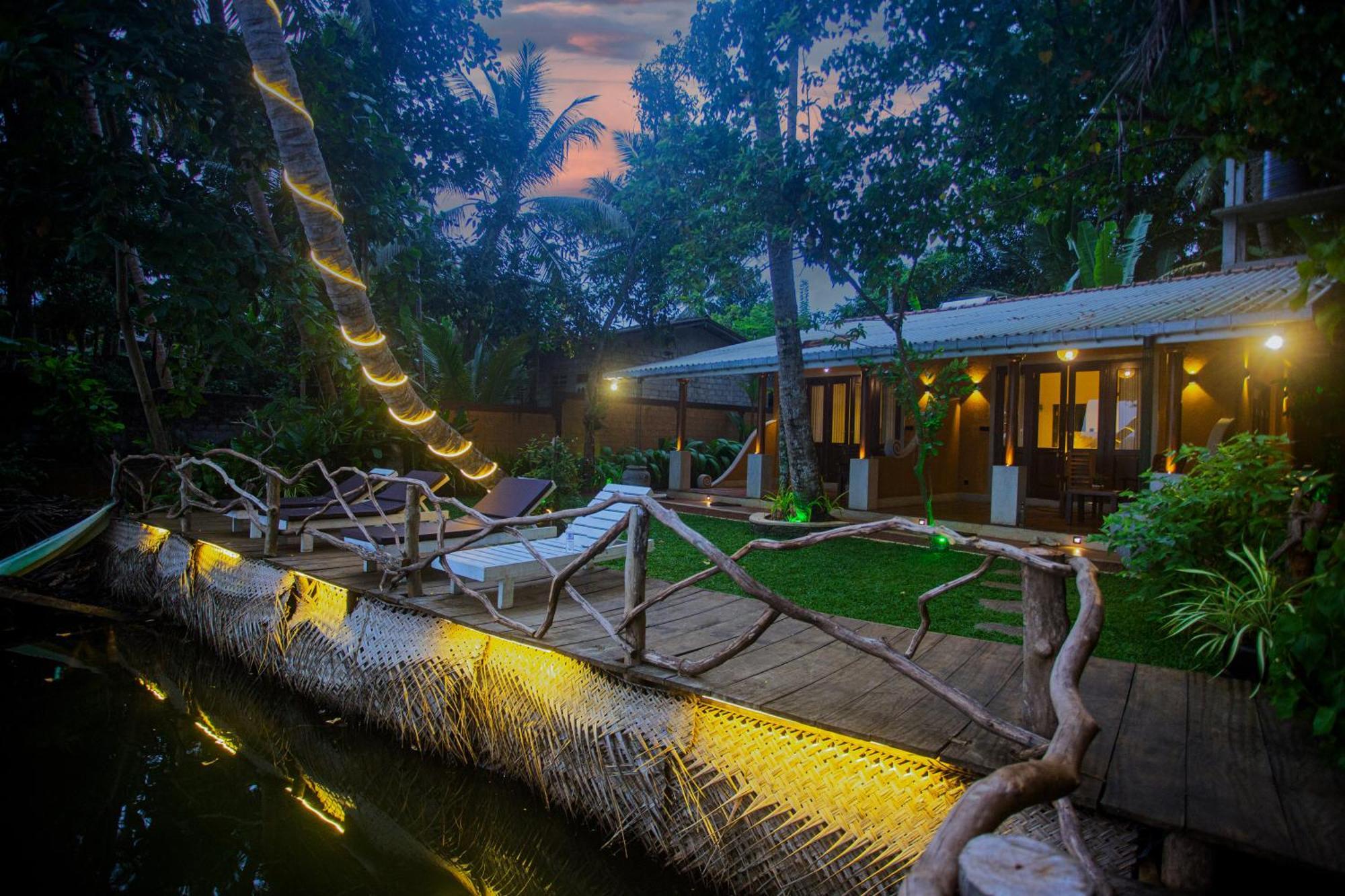 Aki Luna Lagoon Resort Hikkaduwa Kültér fotó